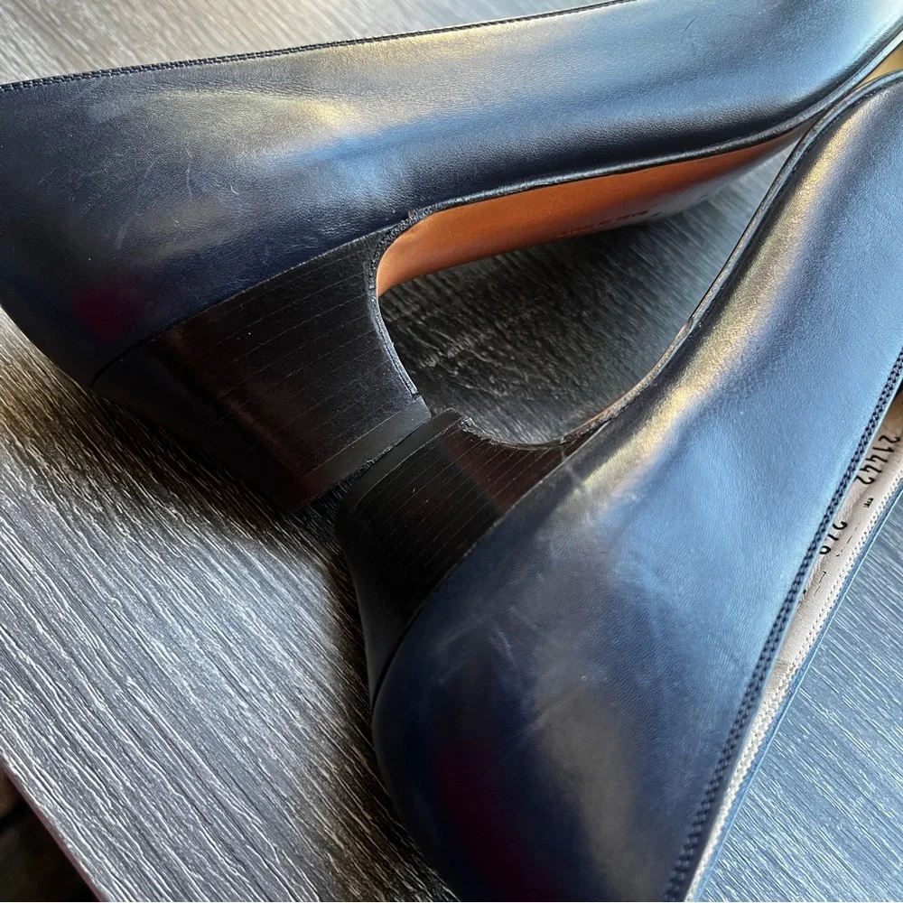 Salvatore Ferragamo Navy Button Detail Logo Fringe Penny Loafers 6.5 2A